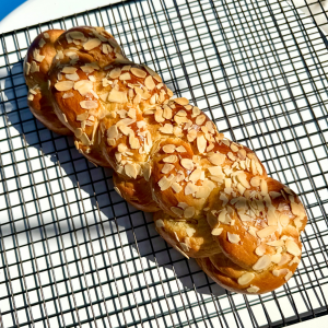 Almond Tsoureki Delivery Sunday 12 April