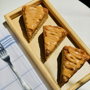 Toffee Pear Cake